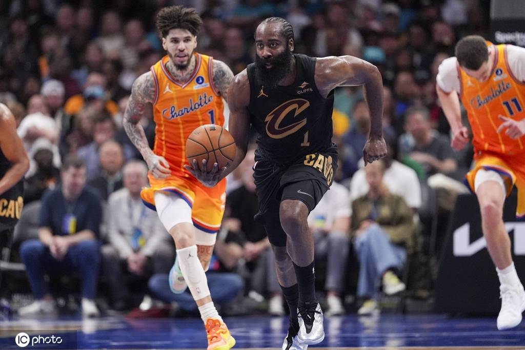 米切尔32分阿伦26+14哈登18+8 骑士擒黄蜂7连胜